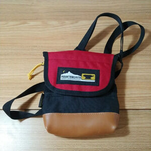 Mountainsmith Unisex Crossbody Small Bag Trippin  Pouch Classic Red‎ Nylon